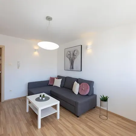 Toma سبليت